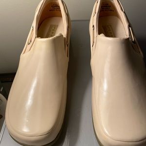 Sperry top slider